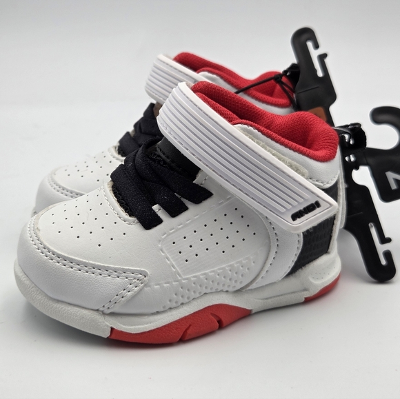 And1 Other - AND1 Boys Basketball Shoes Size 2 Toddler White Black Red New